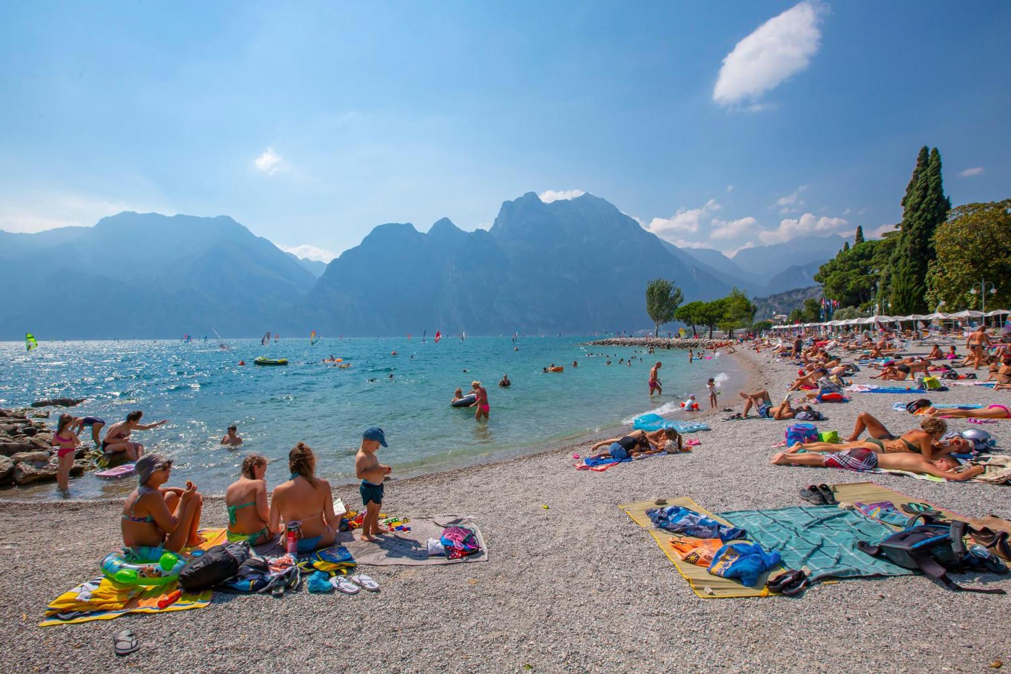 Residenza Rocca Del Lago 3 - Happy Rentals Riva del Garda Exterior photo